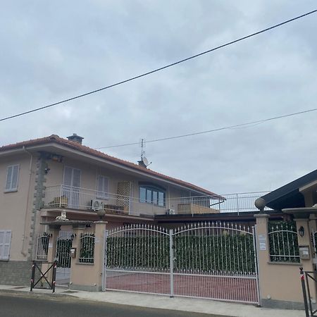 La Casa Di Cate & Adry Bed & Breakfast Envie ภายนอก รูปภาพ