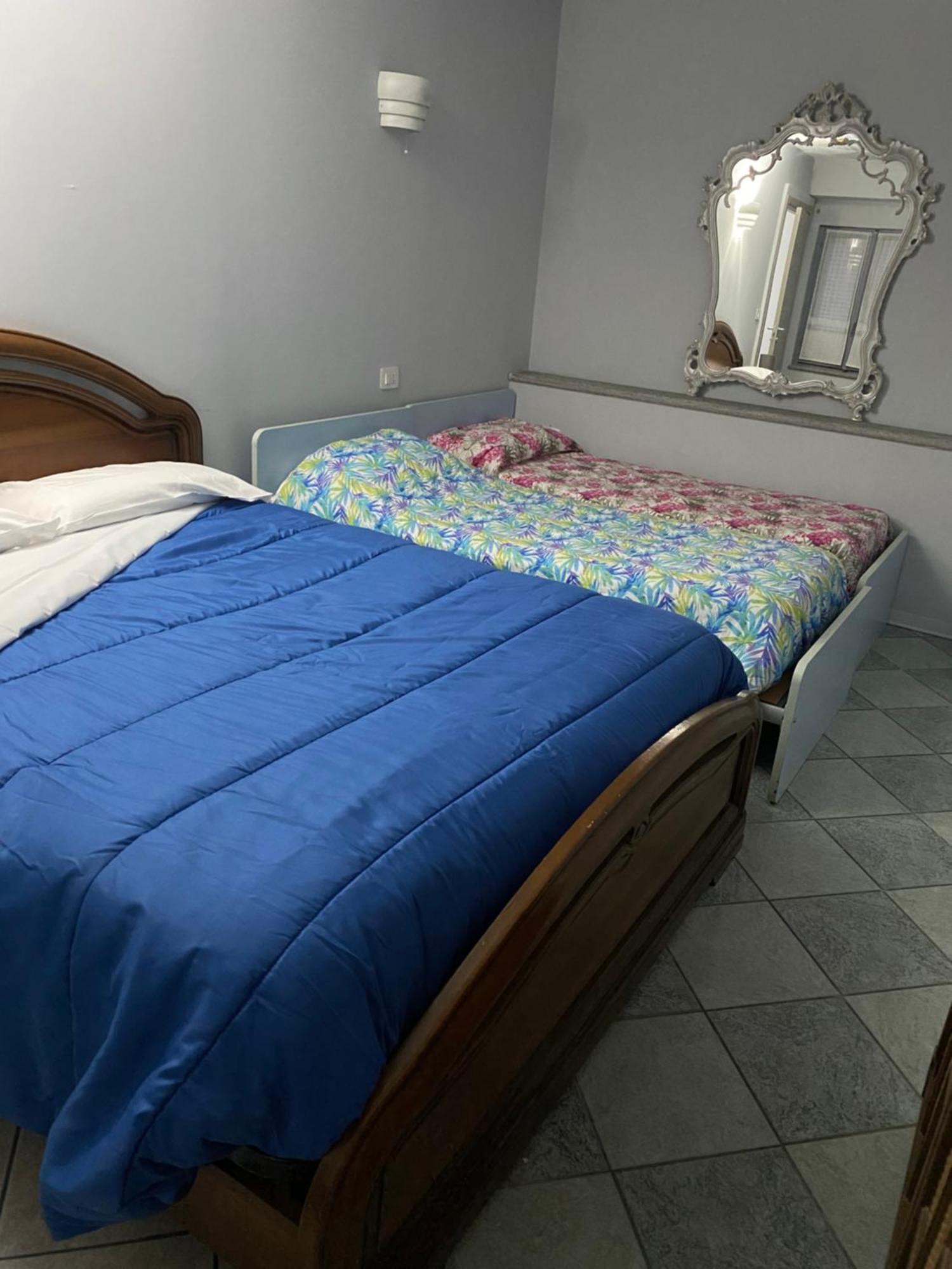 La Casa Di Cate & Adry Bed & Breakfast Envie ภายนอก รูปภาพ
