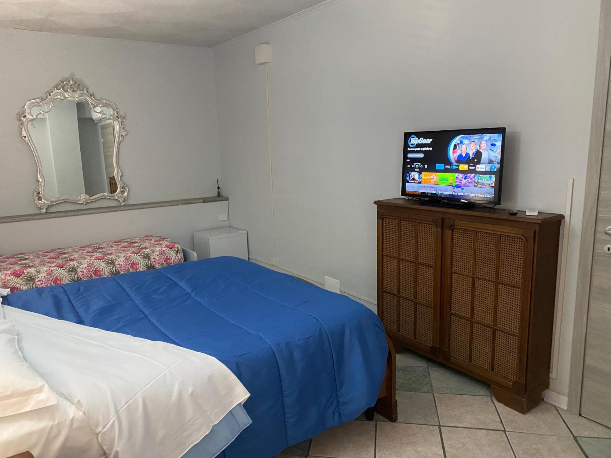La Casa Di Cate & Adry Bed & Breakfast Envie ภายนอก รูปภาพ